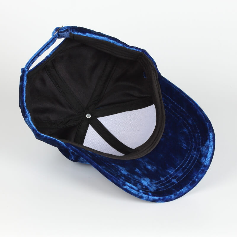 Allsidig baseballcaps for menn, med justerbar rem for perfekt passform og hold.
