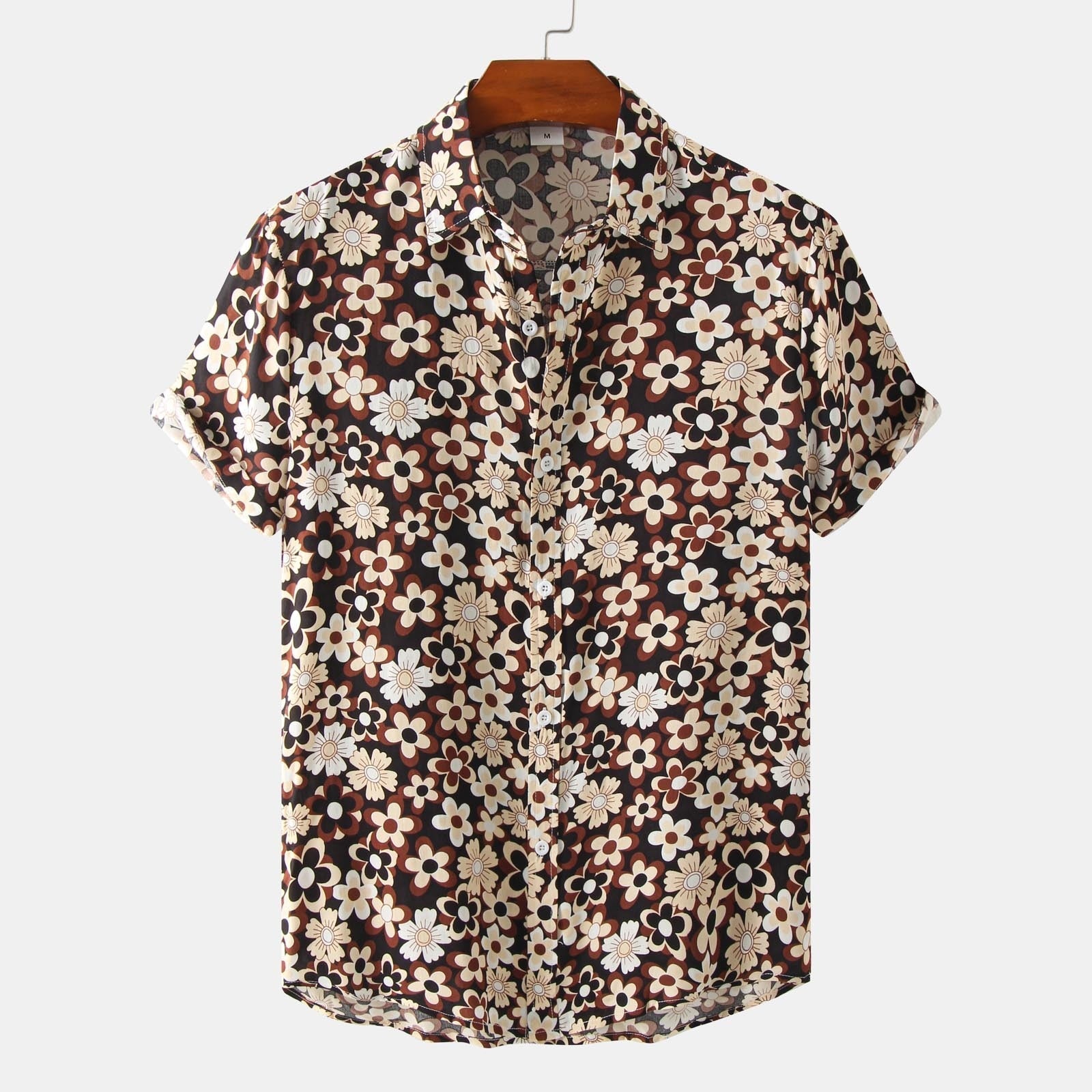Elegant krageskjorte for menn med unikt blomstermønster. Perfekt som trendy sommerstil.