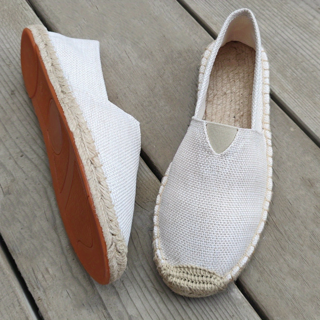 Komfortable pustende espadriller for menn, lette slip-on sommersko for avslapning.