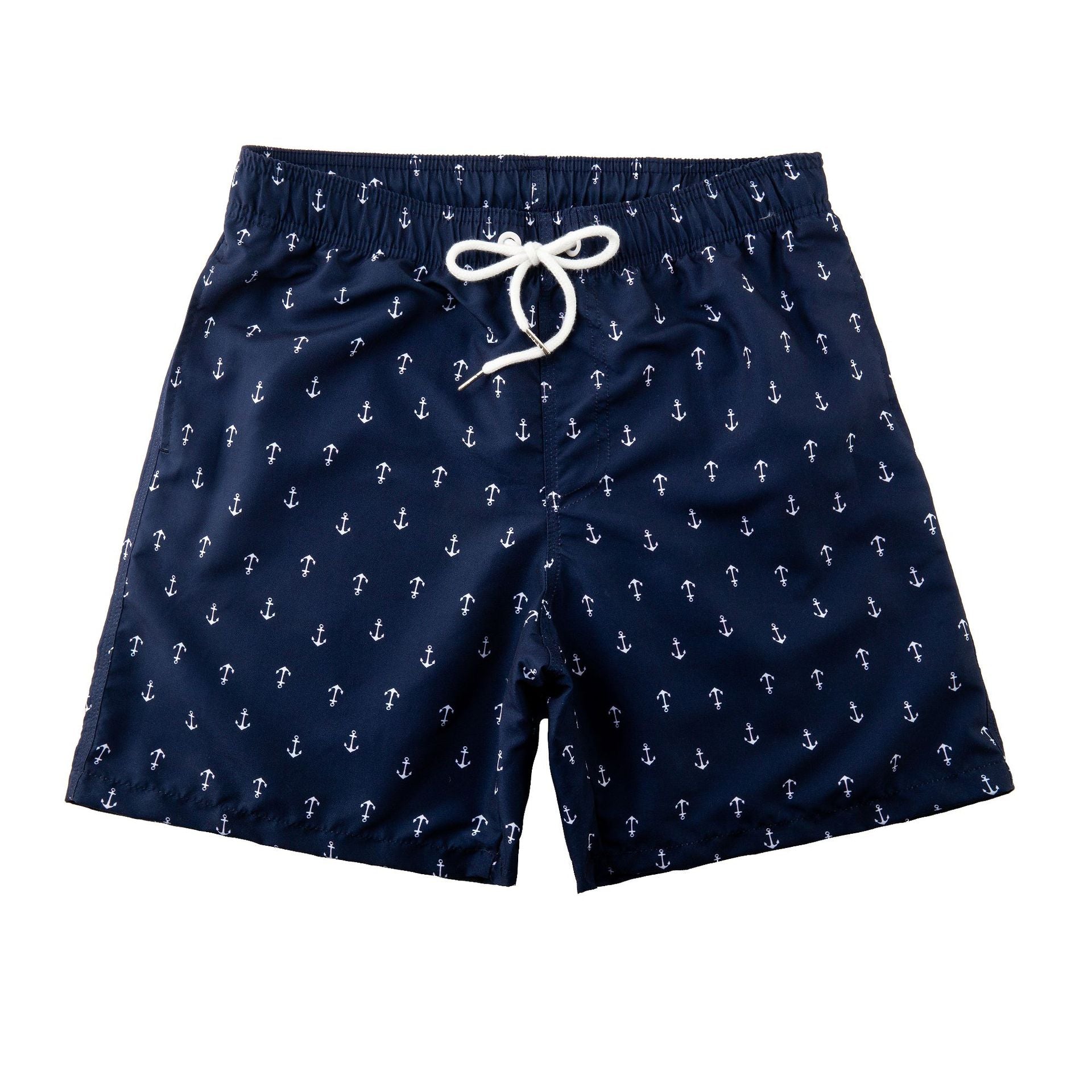 Allsidige menns sommerklær: boardshorts med stilig mønster, ideelle for strand og surfe.