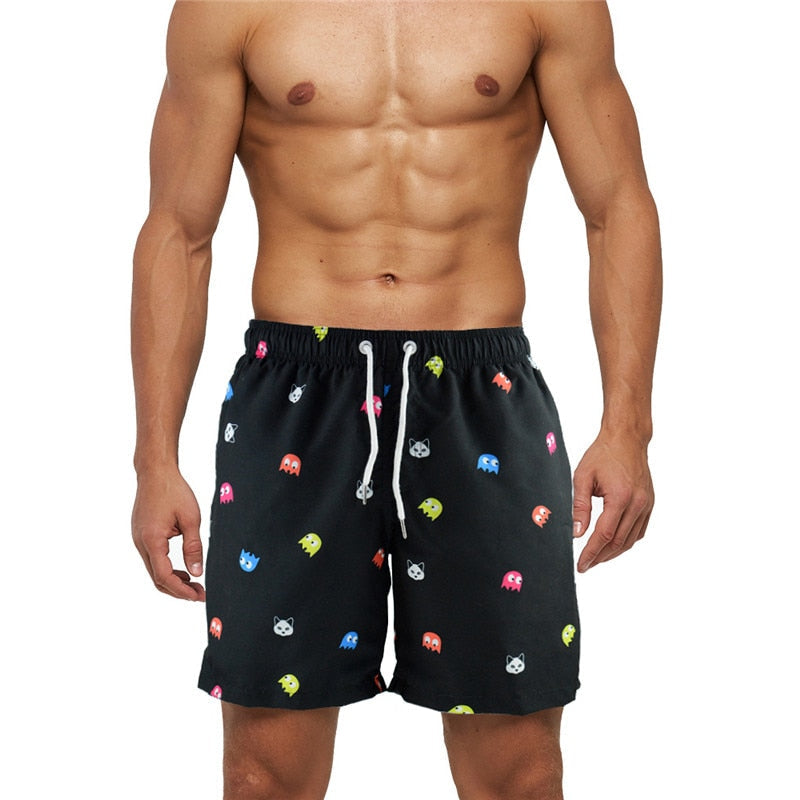 Lette og hurtigtørkende menns strandshorts, et must for sommergarderoben og badeferie.