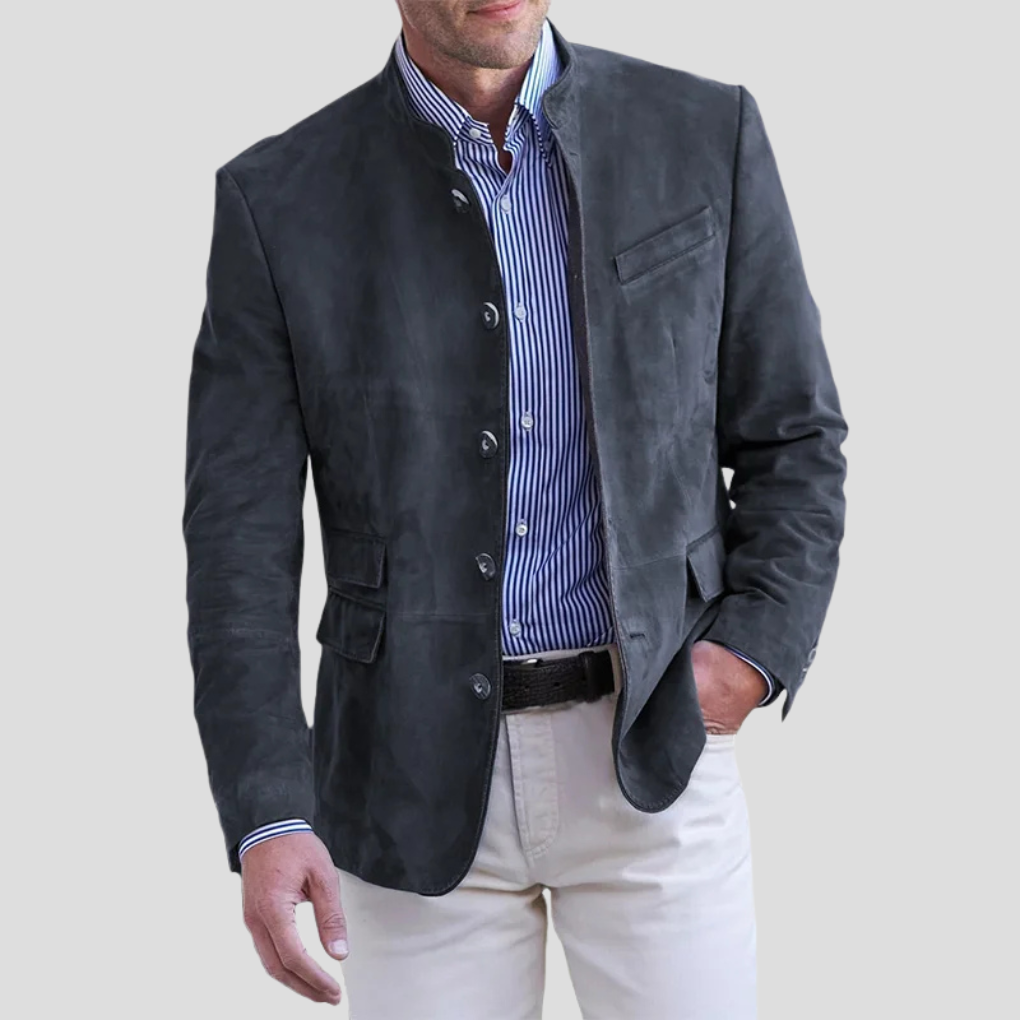 Klassisk blazer for menn i mørk farge, ideell for et smart og elegant uttrykk til enhver anledning.
