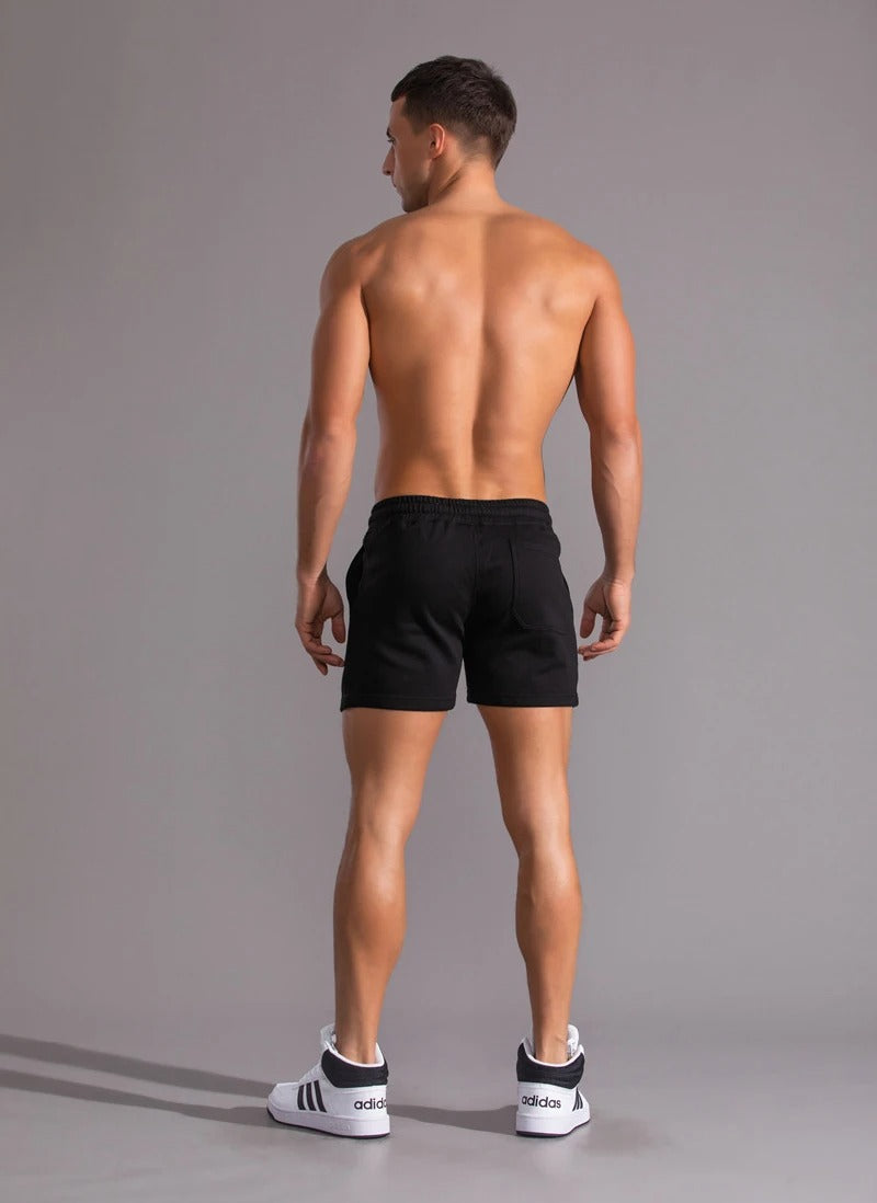Stilige herreshorts i pustende stoff, ideelle for varme sommerdager og uteliv.