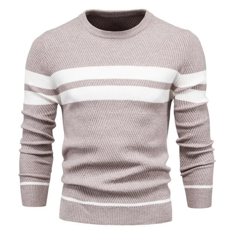 Patchwork genser for menn, langermet og myk. En trendy rund hals genser for casual look.