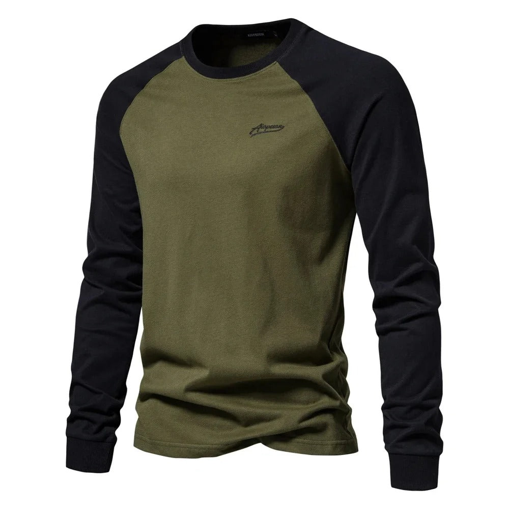 Mote menns patchwork t-skjorte, langermet for en unik og komfortabel look.