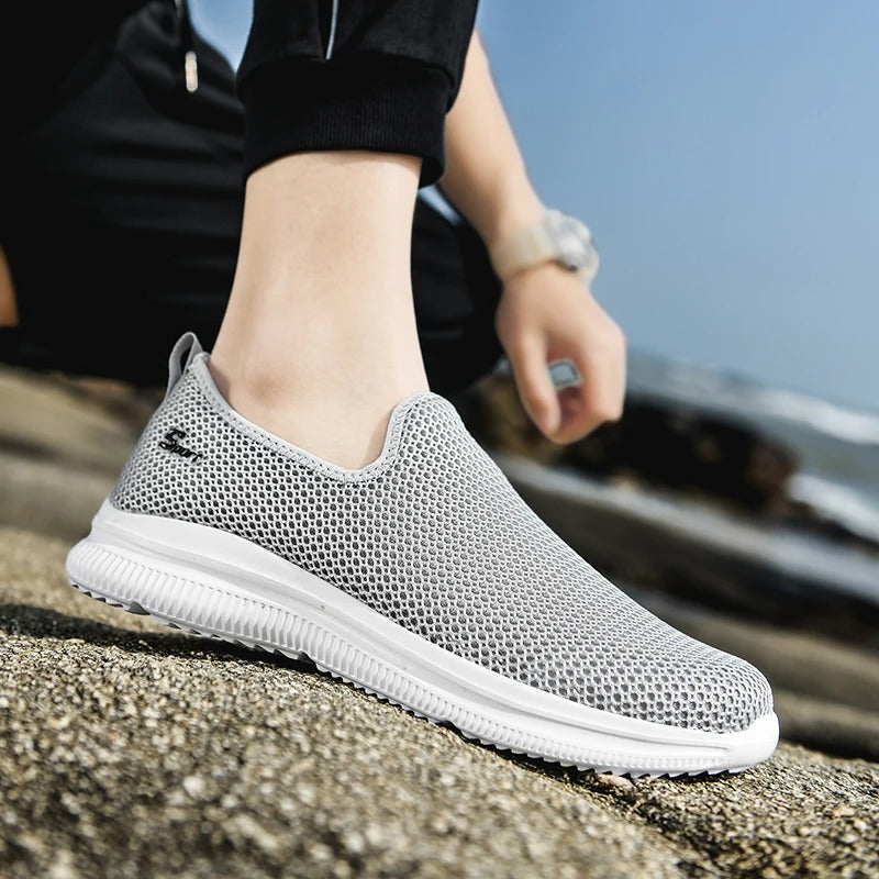Stilrene menns slip-on joggesko; lettvekt design for daglig bruk og enkel stil.