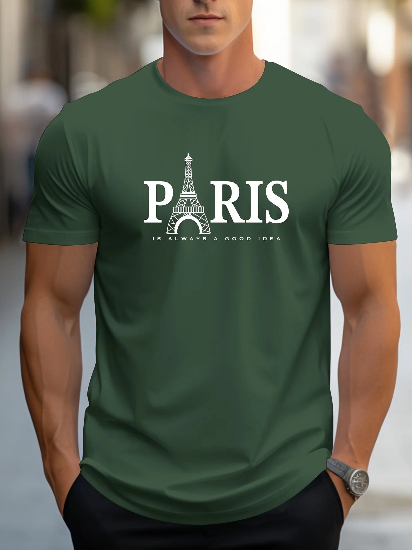 Komfortabel menns oversized t-skjorte med stilfullt Paris-trykk. Ideell for streetwear, fritid og avslappede anledninger.