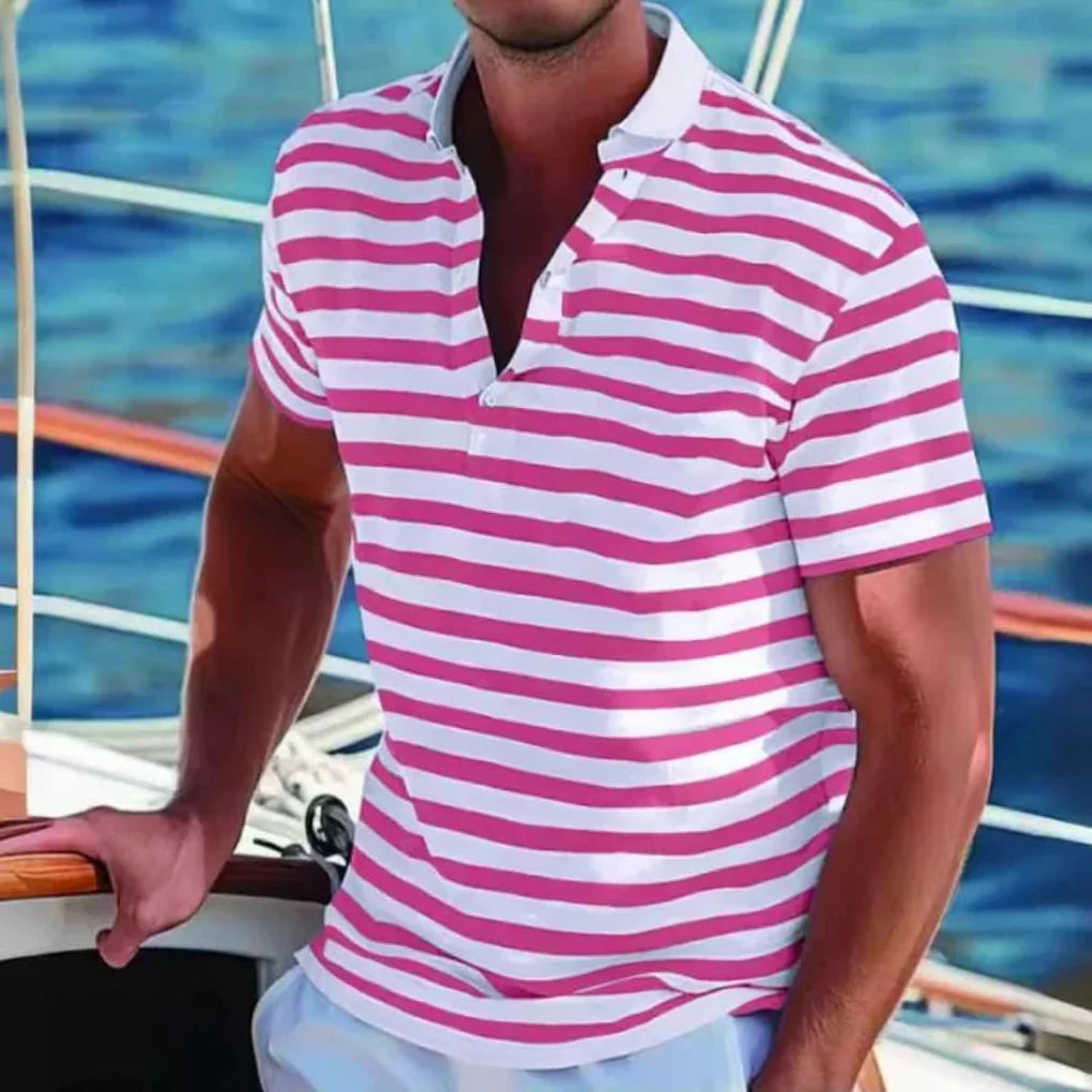 Tidløs menns retro poloskjorte med striper, ideell for en stilren og komfortabel hverdagslook. Klassisk.