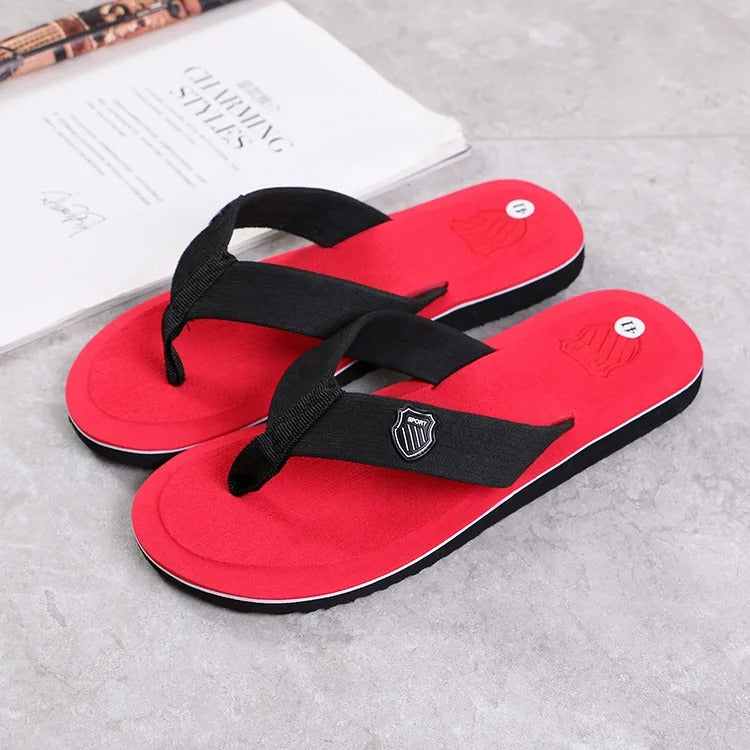 Stilige, komfortable flip-flops for menn, perfekt for varmt vær og avslapning.