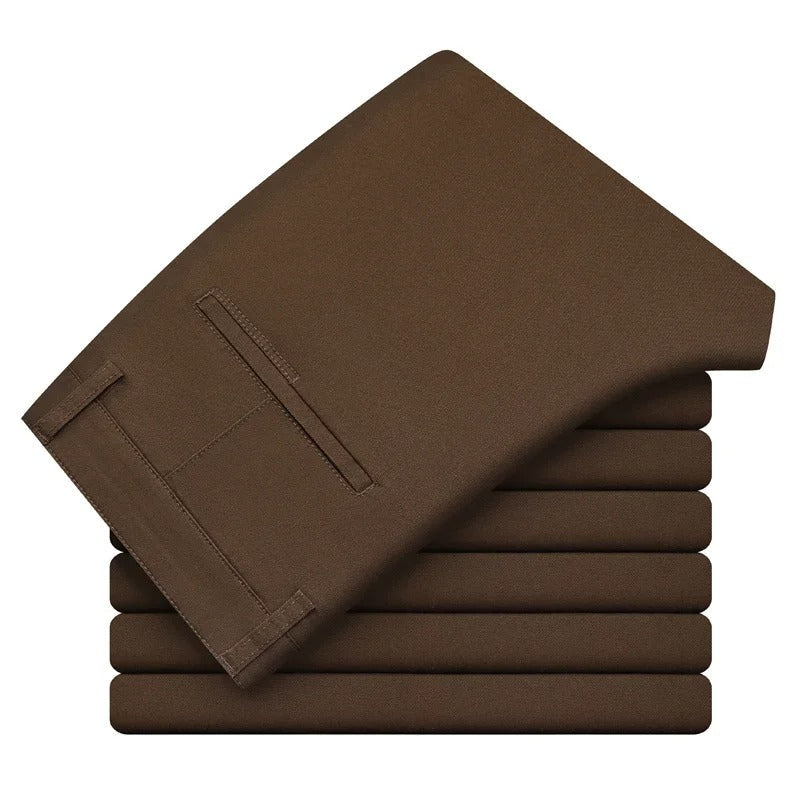 Komfortable og moderne slim fit bukser for menn, perfekt for en elegant business casual stil.