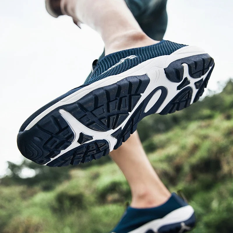 Stilige herre joggesko i mesh, slip-on design for rask og enkel komfort.