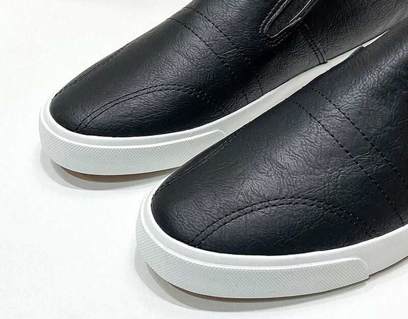 Allsidige herreloafers, sklisikre og komfortable, perfekte for urban fritid og hverdag.