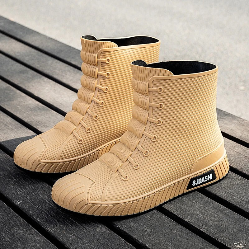 Enkle slip-on fritidsstøvler for menn, vanntette og komfortable hverdagssko for alle forhold.