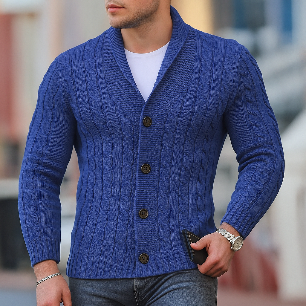 Beige menns strikket cardigan. Varm, klassisk genser i tidløs stil for casual vintermote og lag-på-lag.