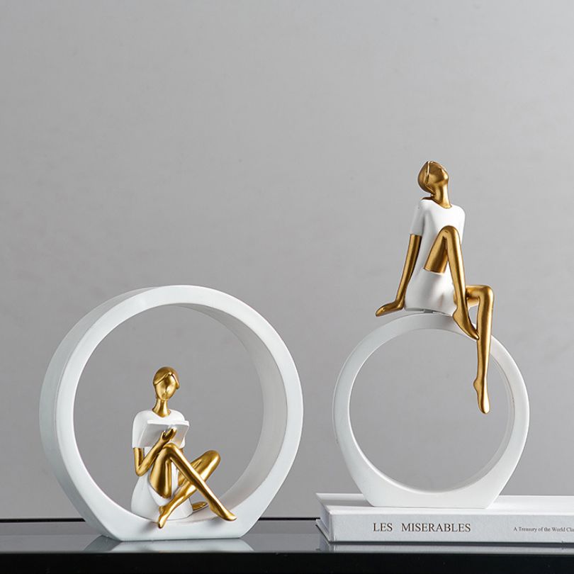 Elegant, minimalistisk abstrakt pynt for skrivebordet. Skaper et rolig og moderne uttrykk i hjemmet/kontoret.