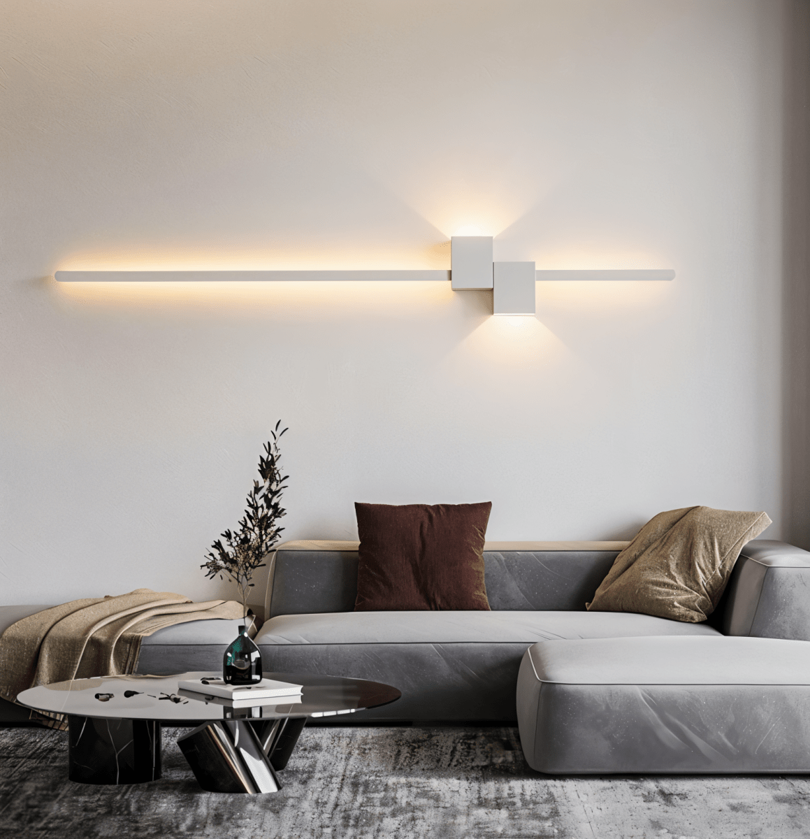 Stilig LED vegglampe som gir varm og indirekte belysning. Ideell for et moderne og rent uttrykk i hjemmet.