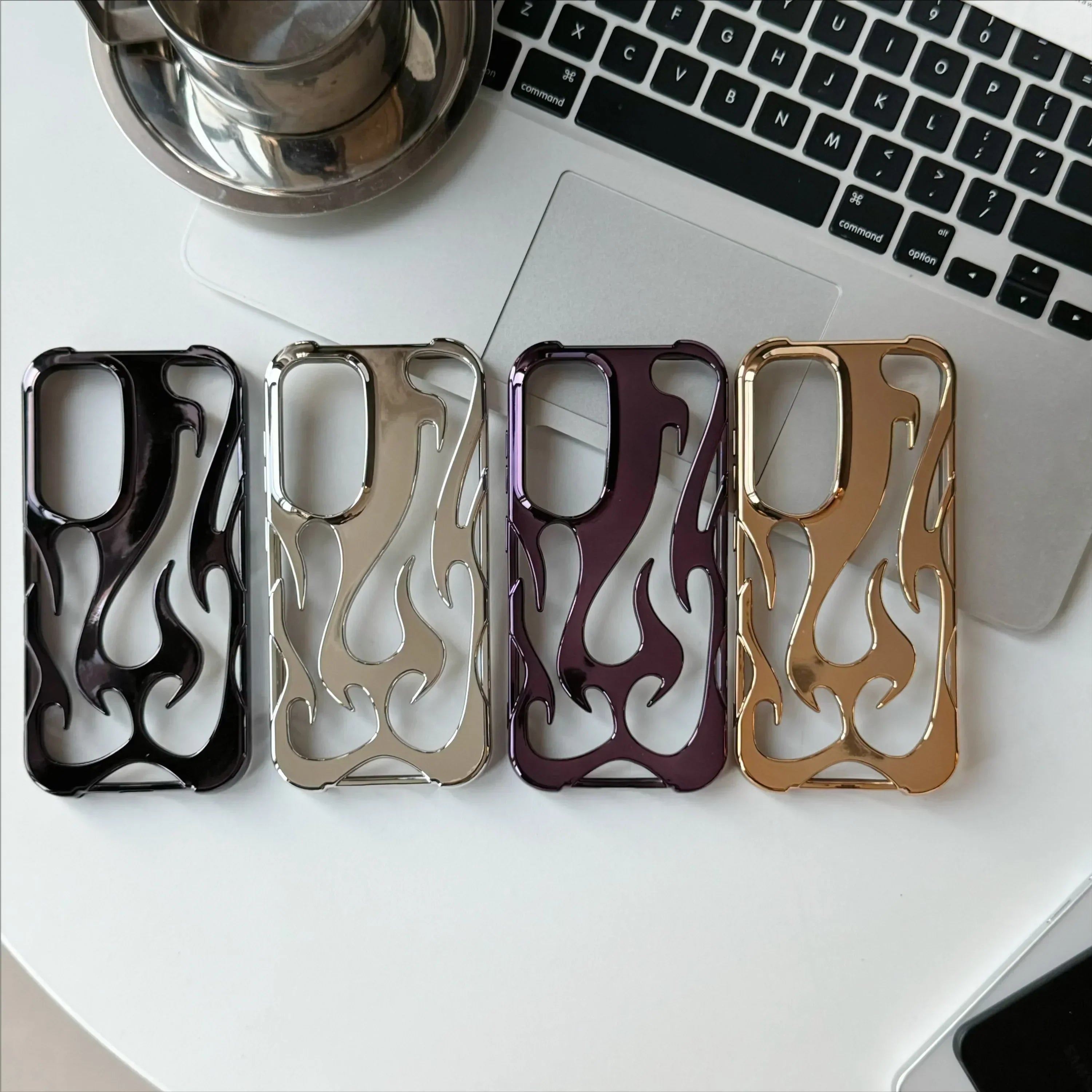 Flammemønster 3D Samsung Galaxy deksel, gir både stil og støtsikker telefonbeskyttelse.
