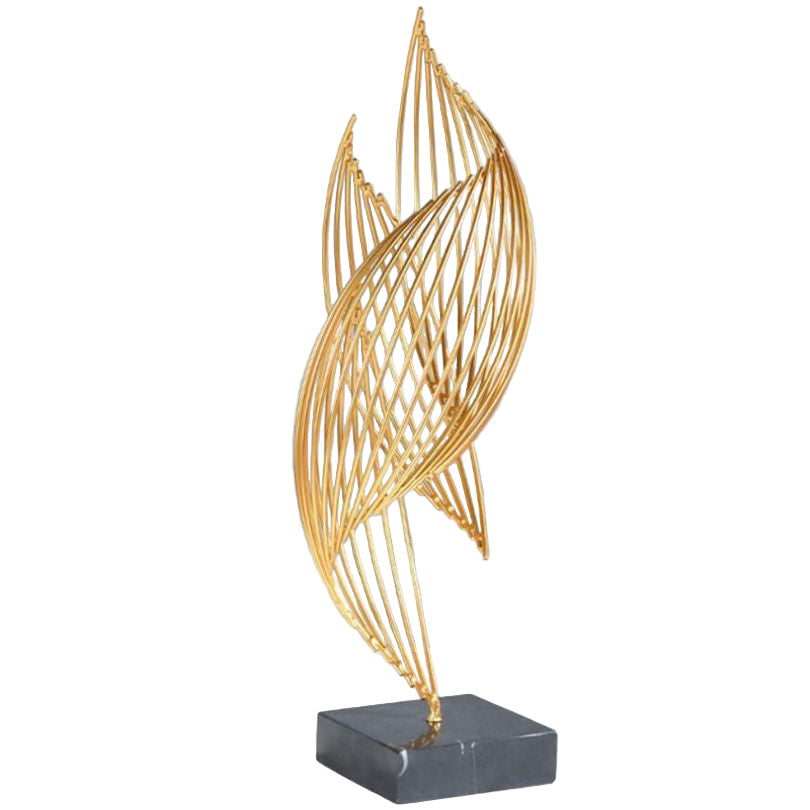 Moderne bølget gull ornament. Abstrakt skulptur for stilren hjemmeinnredning eller kontordekor.