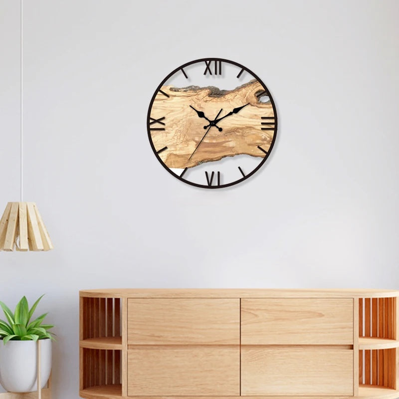 Minimalistisk designklokke i gjennomsiktig akryl. Elegant veggur som interiørkunst for moderne hjem.