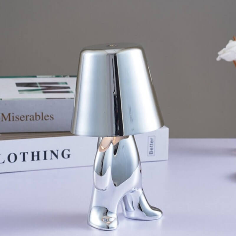 LED-bordlampe med justerbart lys, moderne design og elegant estetikk for hjemmet.
