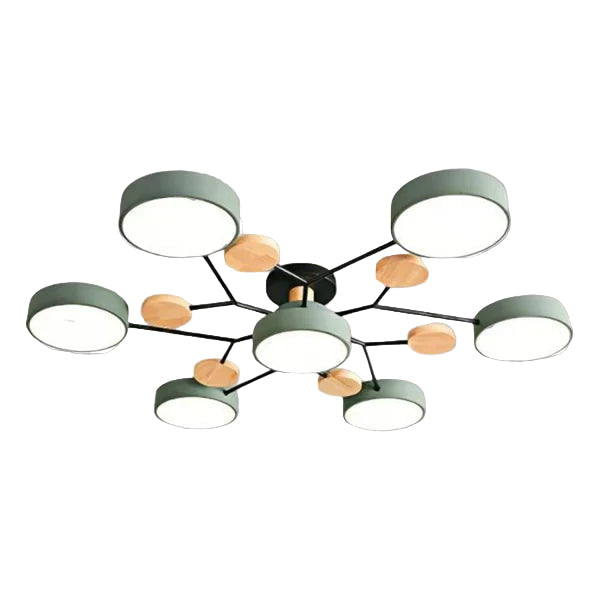 Moderne LED-taklampe med justerbare armer. Skaper effektiv og stilfull belysning i stue eller soverom.