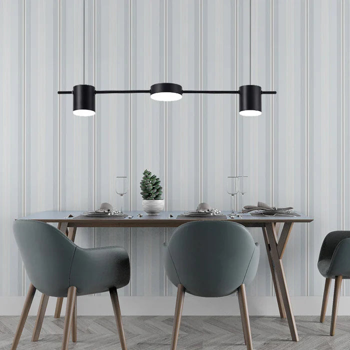 Stilren pendellampe i svart metall, ideell LED-belysning som moderne taklampe for alle rom.