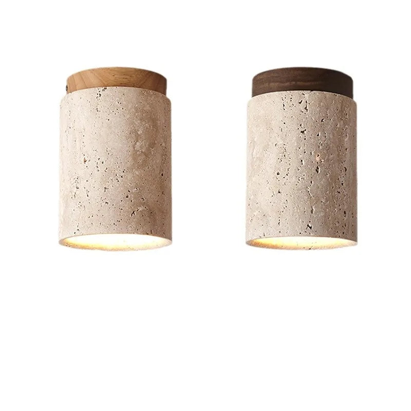 Stilig LED taklampe i moderne stue. Designlampe gir justerbar, energieffektiv belysning for hjemmeinnredning.