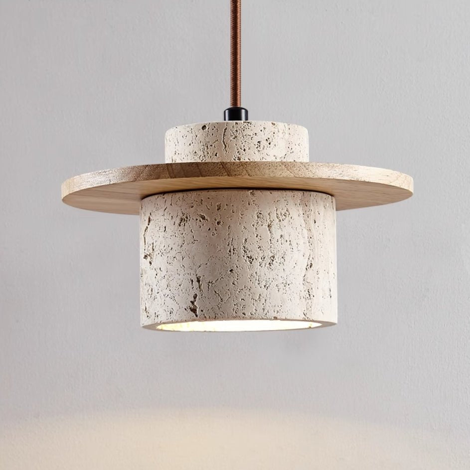 Moderne organisk taklampe i soverommet. Stilfull LED-hengelampe som gir myk og behagelig belysning til rommet.