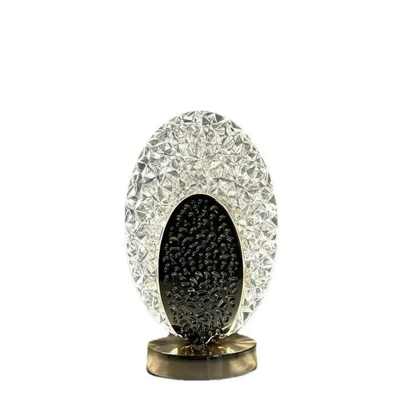 Elegant påfugllampe, en moderne LED bordlampe som lyser opp hjemmet. Ideell for interiør og dekorasjon.