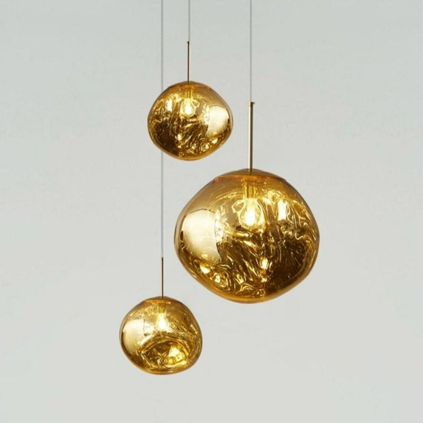 Elegant belysning; en moderne pendellampe som fremhever ditt interiør med stil og design.