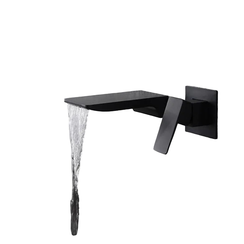 Moderne sølv veggkran, berøringsfri og hygienisk. Perfekt kjøkkenarmatur med minimalistisk design.