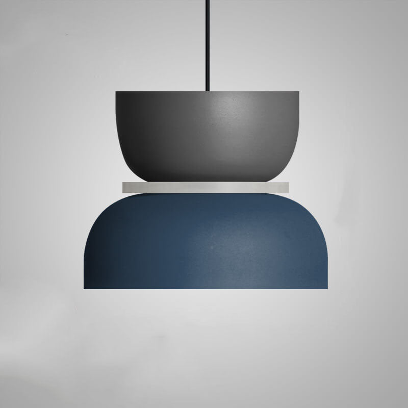 Fargerik taklampe for spisestue, moderne skandinavisk design, unik belysning.
