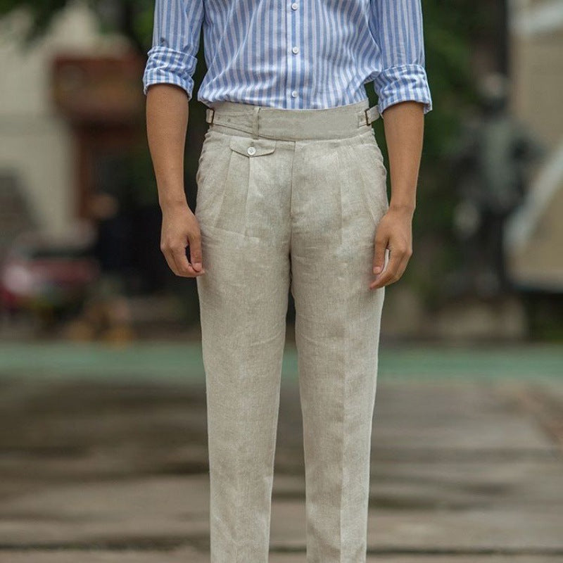 Elegante herrebukser med høy midje og slim fit, ideell for fritid og formelle settinger. Klassisk herremote.