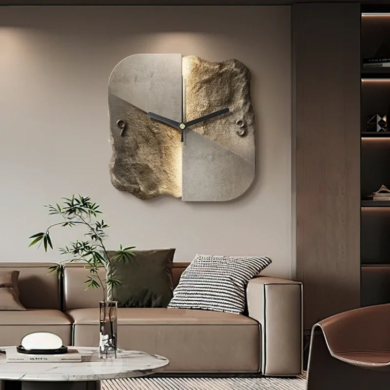 Abstrakt veggklokke i moderne design, ideell som veggkunst og elegant hjemmedekor.
