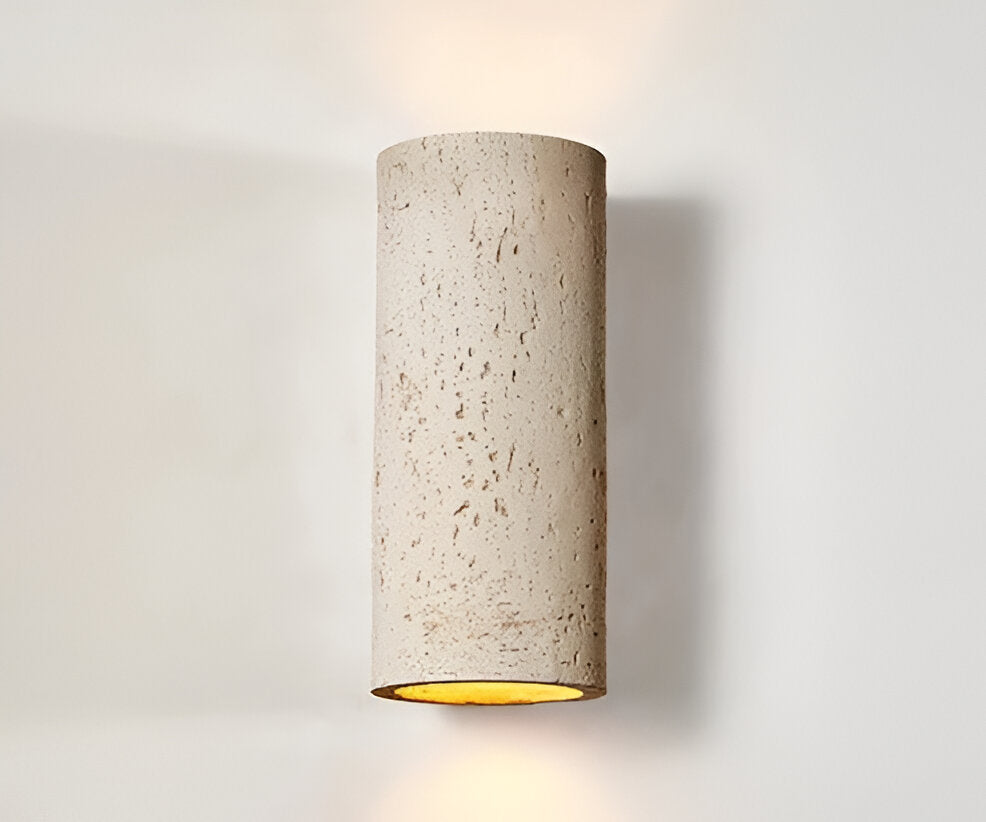 Funksjonell og dekorativ vegglampe. Sylinderformet, gir opp-og-ned stemningslys i moderne stil.