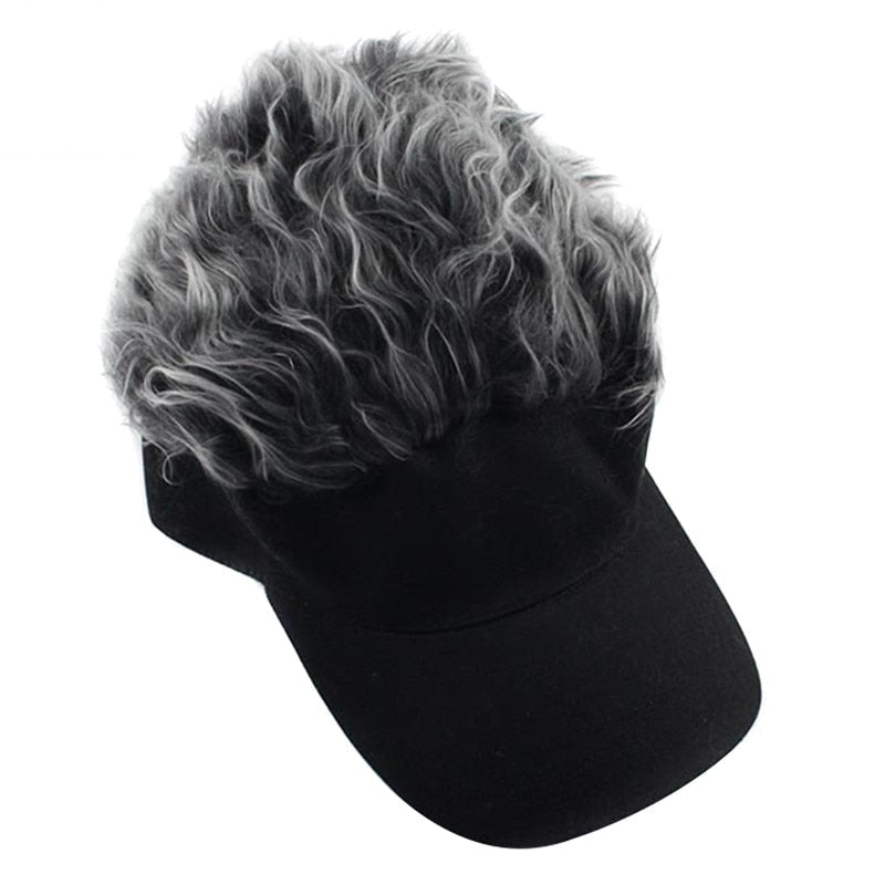 Unisex solskjermlue med realistisk, grått hår. Morsom og justerbar, flott for sommer og utflukter.