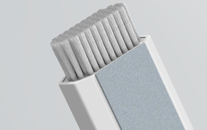 Ergonomisk designet rensesett for komfortabel og effektiv rengjøring av all din elektronikk.