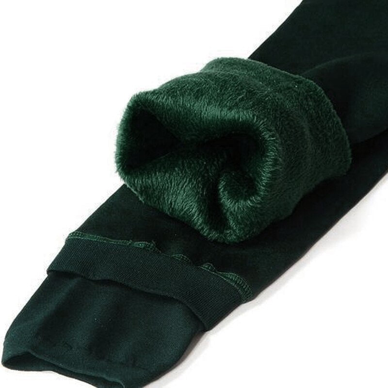 Komfortable stretch vinter leggings til dame, perfekt for aktivitet eller avslapning, holder deg varm.