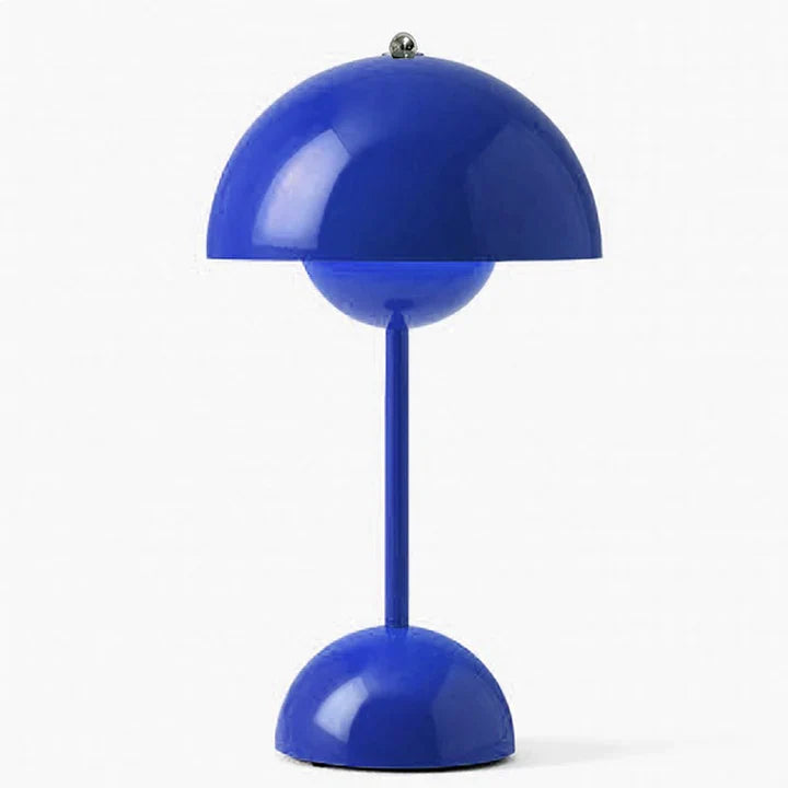 Minimalistisk bordlampe, justerbar og dekorativ, passer til stue, soverom eller kontor.