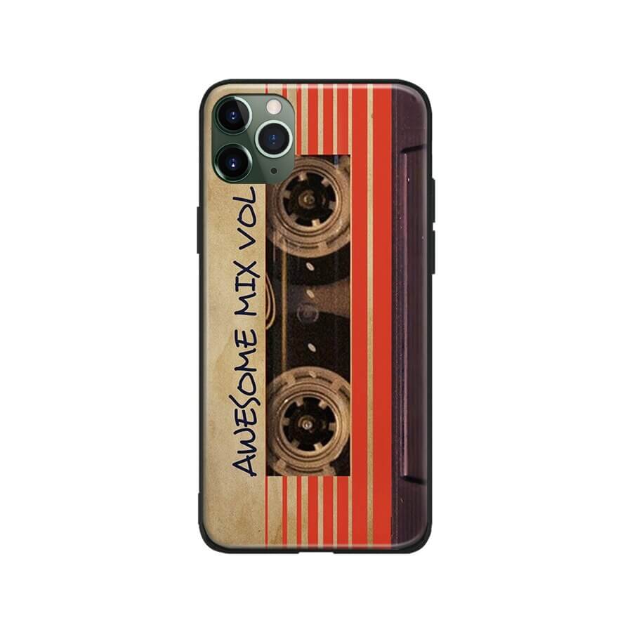 Retro kassett telefondeksel for iPhone, unikt vintage design. Beskyttende silikon/TPU.