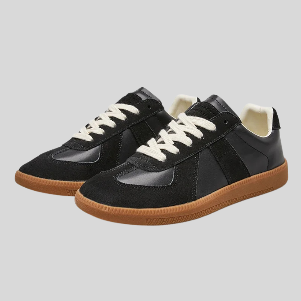 Menns retro sneakers med plattform for komfortabel stil. Brun og hvit fritidssko.