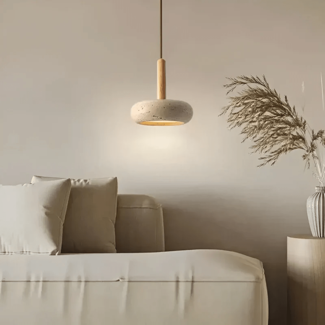 Enkel montering: Taklampe i retro japansk stil. Ideell belysning for spisestue og koselige kvelder.