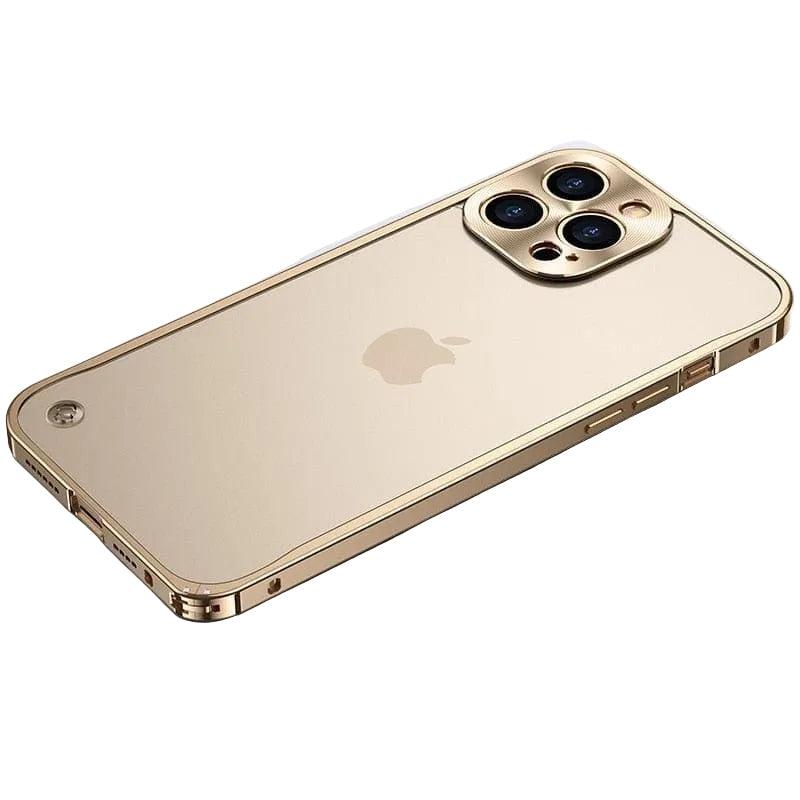 Robust aluminium iPhone deksel med slagfast polykarbonat. Maksimal beskyttelse og stilig design for mobilen.