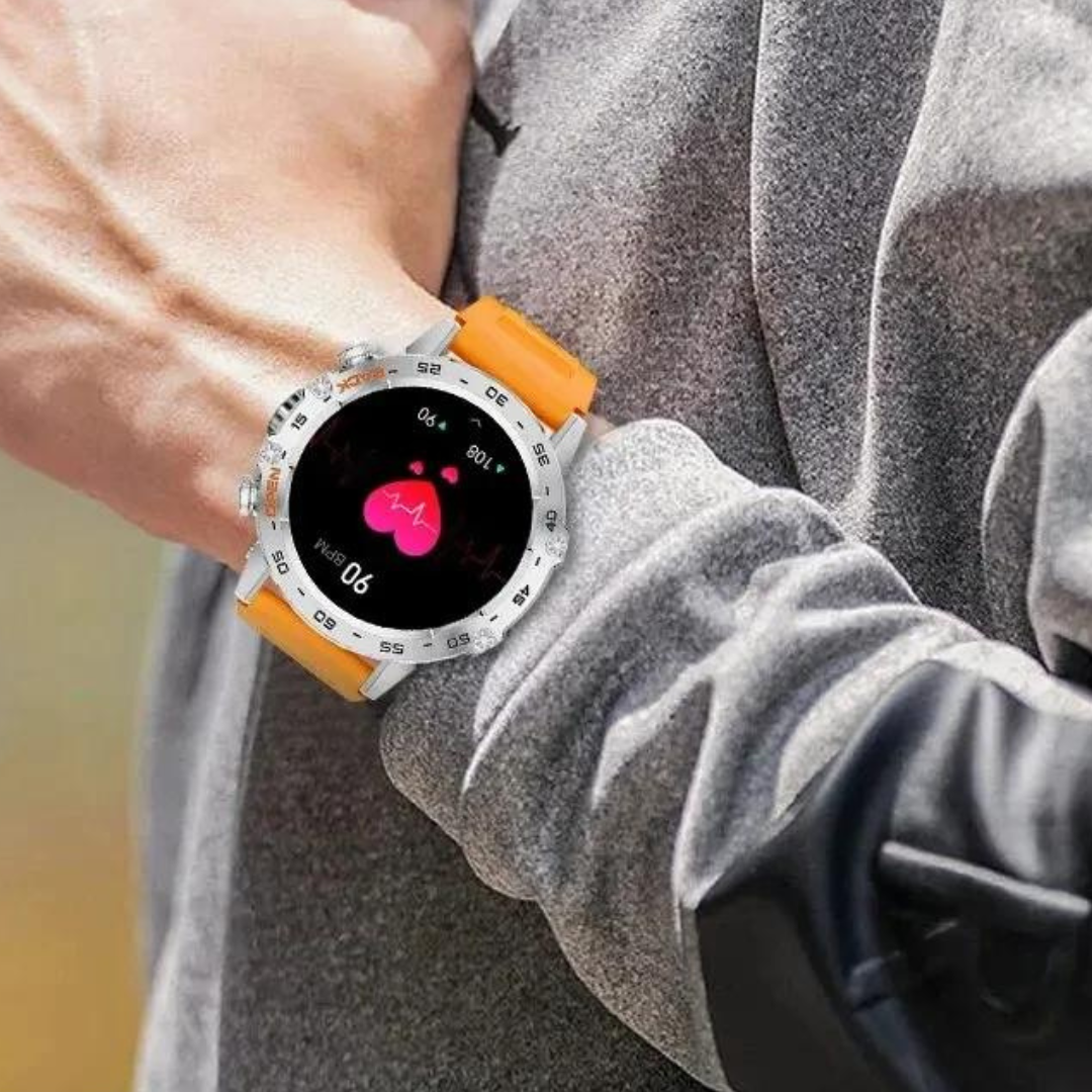 Nærbilde av robust smartklokke for menn; vanntett design med helsesensorer og GPS for sport.