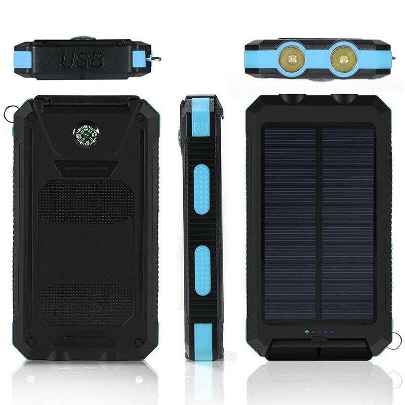Vanntett solenergibank med doble USB-porter, innebygd LED-lommelykt. Robust powerbank for camping og turer.