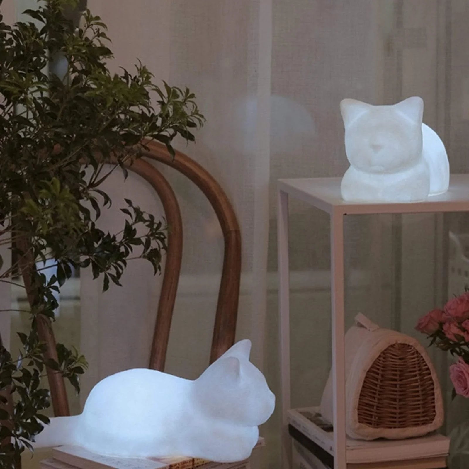 PurrLamp silikonlampe, en søt gave. Gir beroligende nattlys og koselig stemning til ethvert rom.