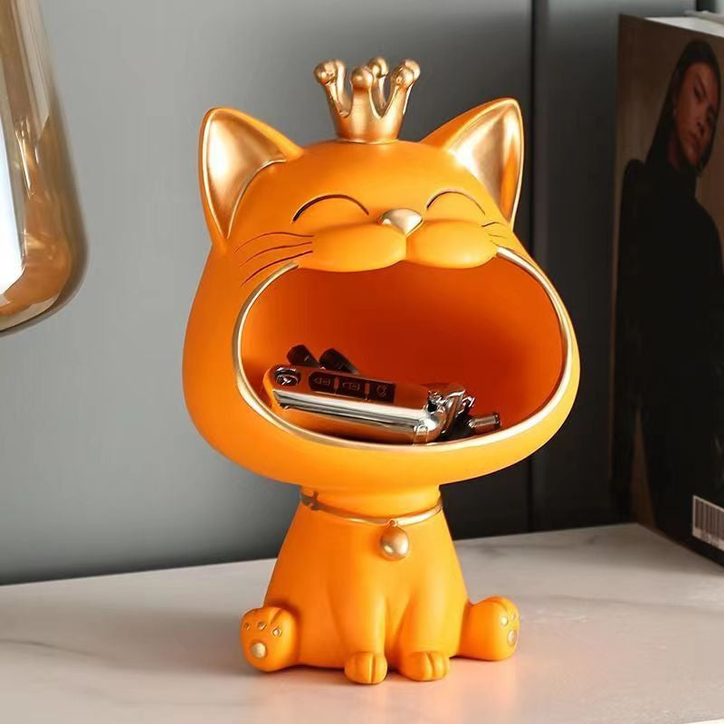 Klassisk lykkekatt (Maneki-neko) i harpiks. En sjarmerende velstandsfigur for ethvert rom.