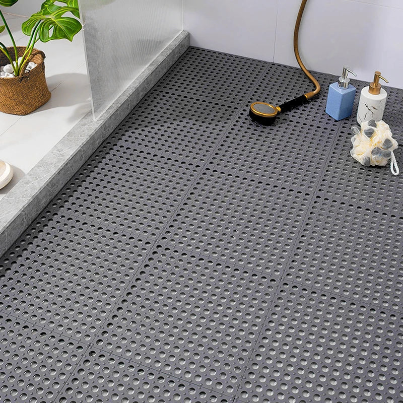 Muggbestandig og vanntett dusjmatte 30x30 cm. Enkel rengjøring for et hygienisk baderom.