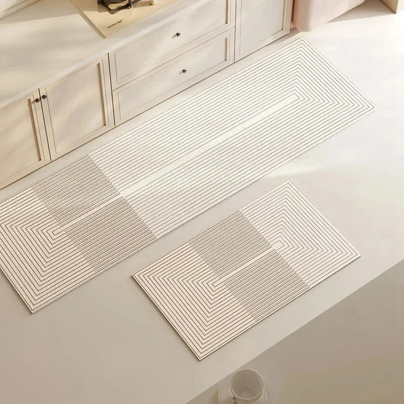 Elegant kjøkkenmatte med moderne design, superabsorberende og hurtigtørkende for travle hjem.