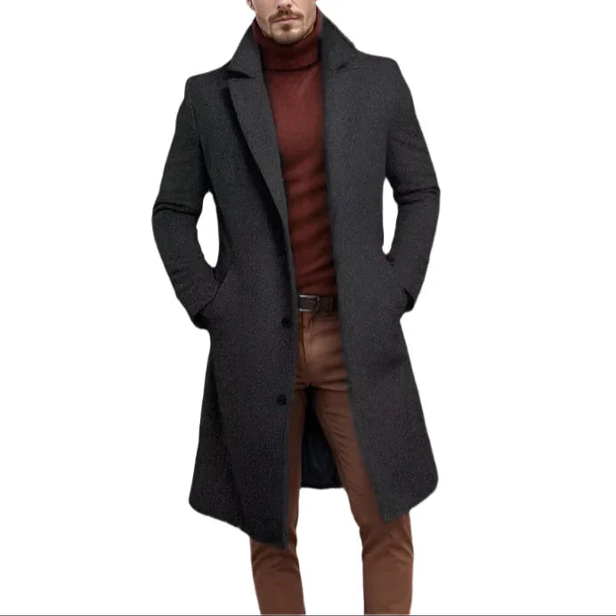 Høst-/vinterkåpe for menn, skreddersydd og mellomlang i kvalitetsull, perfekt for stil og varme.